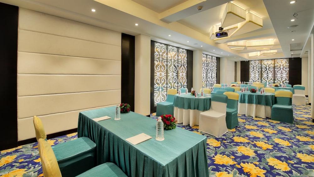 Golden Tulip Essential Jaipur Hotel Luaran gambar