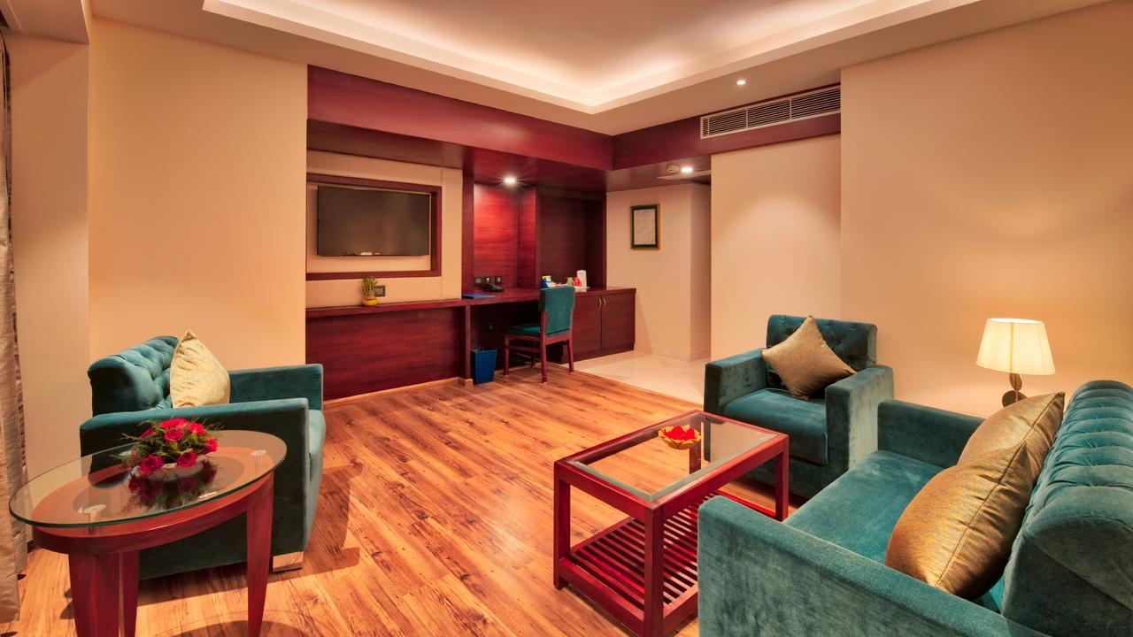 Golden Tulip Essential Jaipur Hotel Luaran gambar